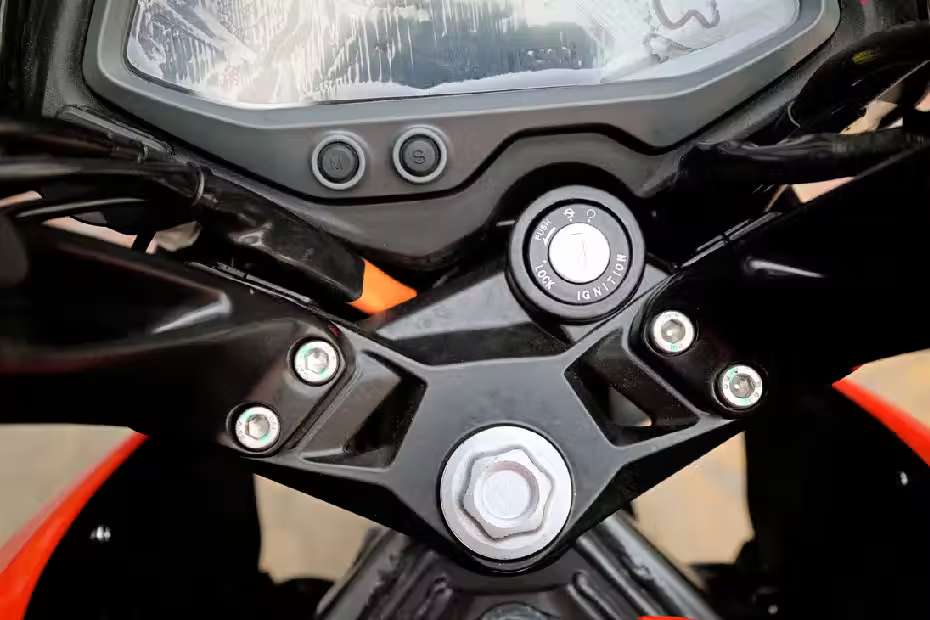 Bajaj Pulsar NS 125 images Bajaj Pulsar NS 125 images