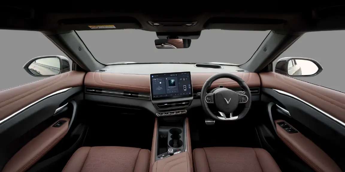 VinFast VF7 Interior Cockpit