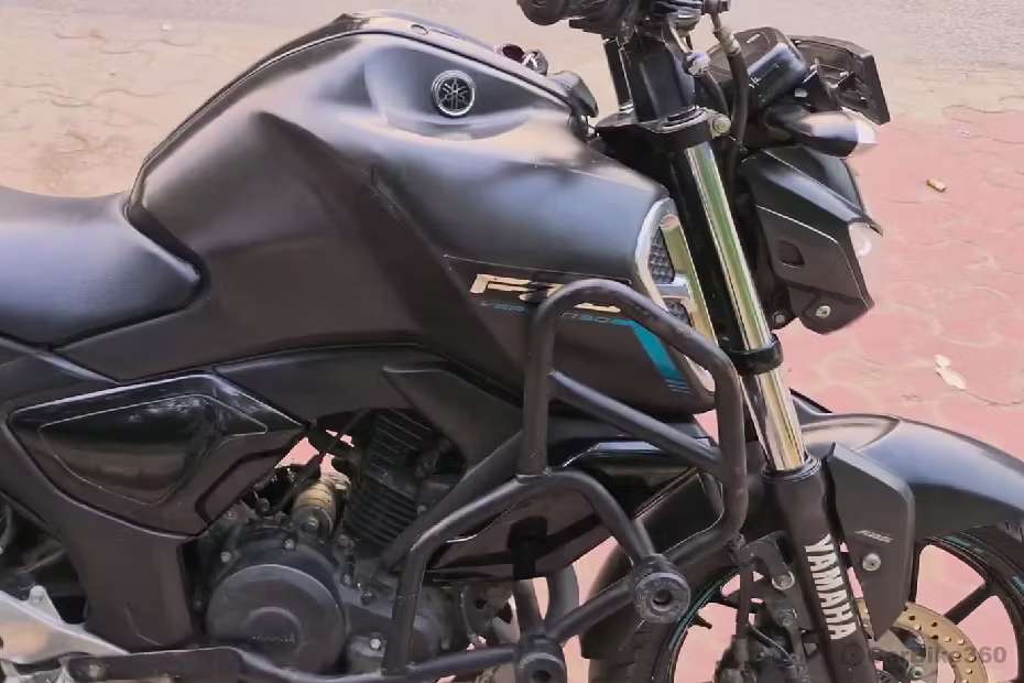 Yamaha FZS-FI V3 images Yamaha FZS-FI V3 images