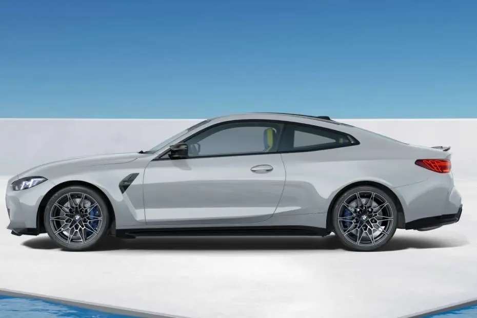 BMW M4 Left Side View BMW M4 Left Side View